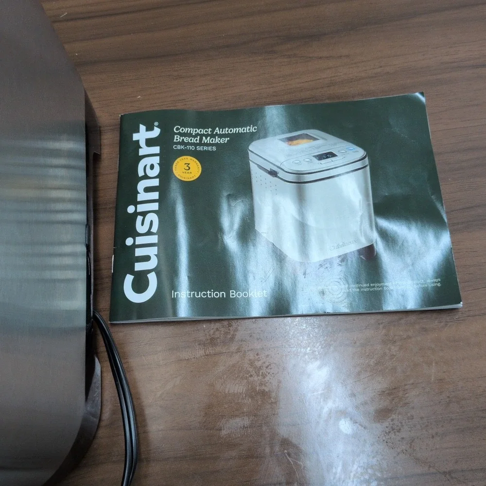 Cuisinart Compact Automatic Bread Maker Machine Stainless CBK-110